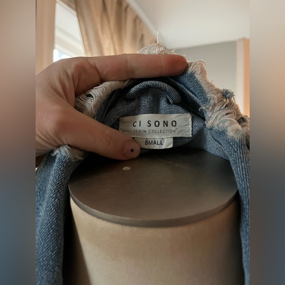 Distressed Denim Jacket - Picture 3 of 4